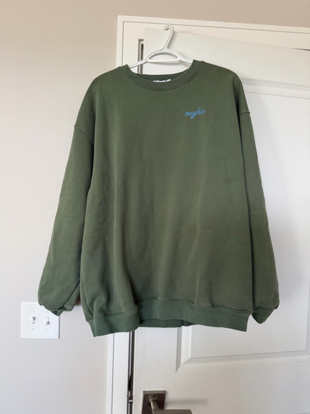 The Mayfair Group "Don't Wait to Celebrate" Sage Green L/XL - Picture 2 of 7